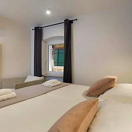 Lanea Hotel 4*